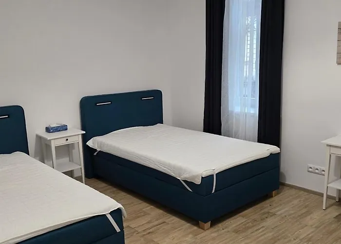 Znojmo Apartmany شقة